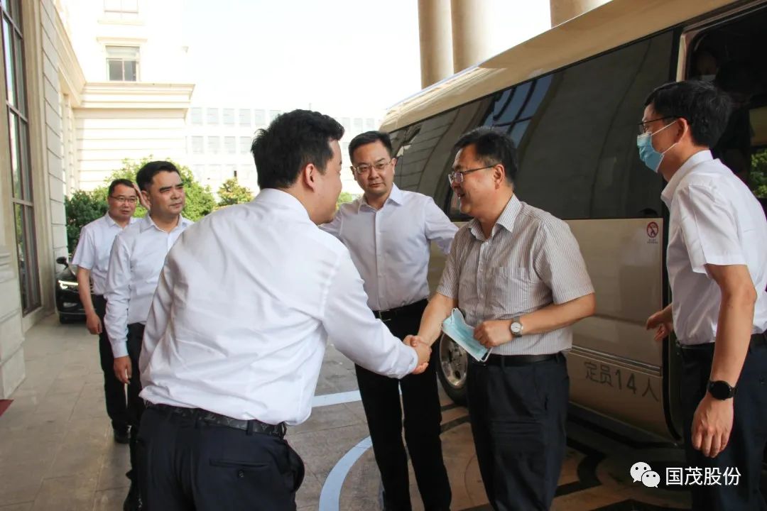 江苏省统计局党组书记、局长王汉春一行莅临威尼斯432888cam